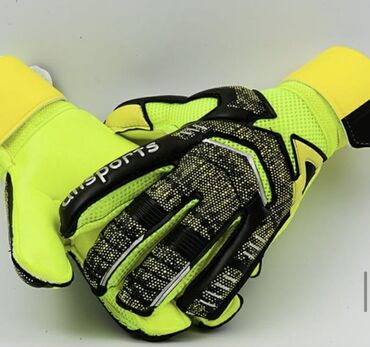 фудболные перчатки: Перчатки вратаря для занятий спортом на открытом воздухе для взрослых