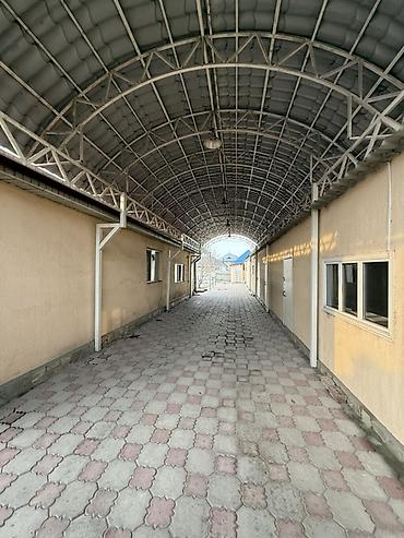 Продажа коттеджей и домов: 🏡 Продаётся дом в Новопавловке 📍 Адрес: ул. Мира, 18 📐 Площадь — 12