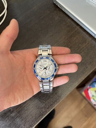 Классические часы: Классические часы часы, Casio, Титан, Япония, Водонепроницаемые, Мужские, Б/у