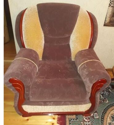 Комбинезоны: Qəhvəyi rəngli parçadan hazırlanmış bu divan dəsti, 1 ədəd 3 nəfərlik