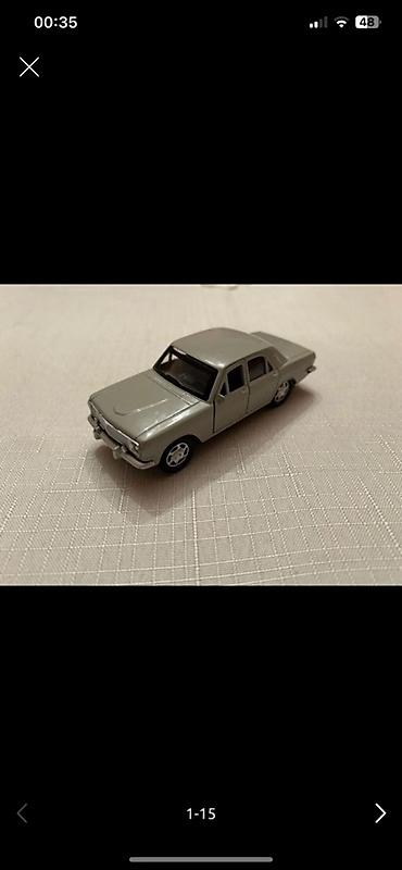 pişikli oyunlar: Metal oyuncaq avtomobil modeli - Tip: Sedan kuzovlu klassik — 1