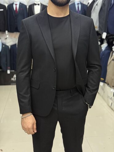 Kostyumlar: Kişi dəst kostyum Şık və modern seçimlər 😎 Mağaza var. Nağd və — 18
