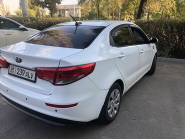 авто продаю или меняю: Kia Rio: 2017 г., 1.6 л, Автомат, Бензин, Седан