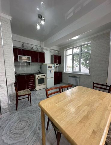 сдается квартира в кара балте: 2 комнаты, 37 м², Индивидуалка, 1 этаж, Косметический ремонт