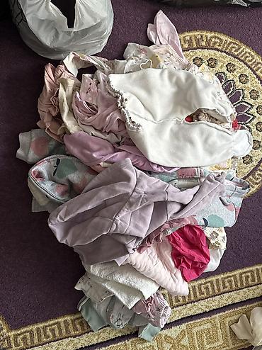 Детские вещи от полу года до года на младенца Некоторые новые at lalafo.kg Детские вещи от полу года до года на младенца Некоторые новые