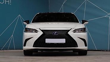 Lexus: Lexus ES: 2021 г., 2.5 л, Вариатор, Гибрид, Седан — 1