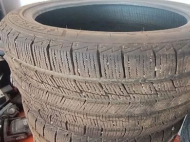 мата секыл: Комплект зимних шин (4 шт.) - Размер: 235/40 R19 - Индекс — 2