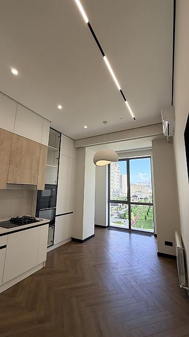 бишкек дома: 3 комнаты, 122 м², Асанбай мкр Элитка, 3 этаж, Дизайнерский ремонт — 2