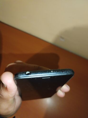 xiomi telefon: Xiaomi Redmi 6A, 32 GB, rəng - Qara, 
 Düyməli, İki sim kartlı