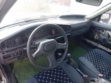 дион машина: Mazda 626: 1989 г., 1.8 л, Механика, Бензин, Седан — 4