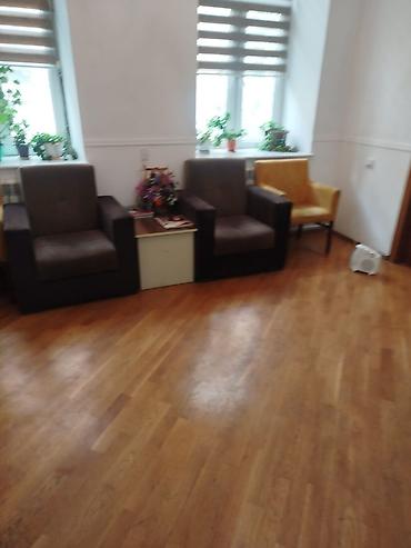 reception stolu satilir: Tecilir satilir ofis mebeli. 1-2gunə cixmalidi — 1