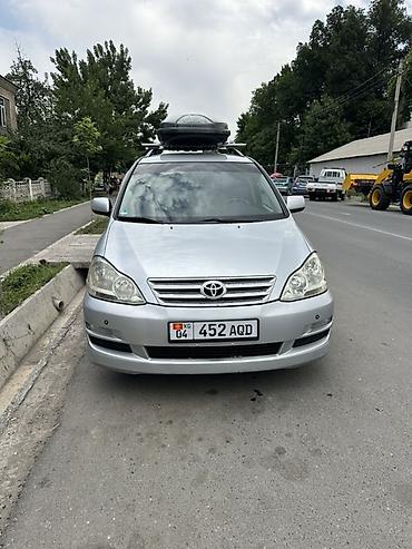 камри 44: Toyota Avensis Verso: 2004 г., Механика, Бензин, Универсал — 5