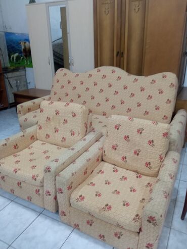 диван и 2 кресла мягкая мебель: İşlənmiş, Divan, 2 kreslo