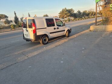 Fiat: Fiat Doblo: 1.3 l | 2010 il 247155 km Universal — 4