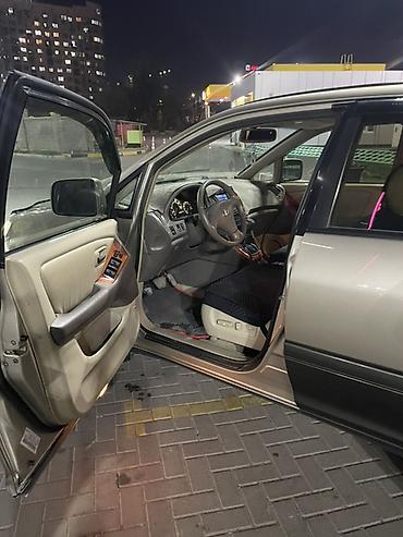 Lexus: Lexus RX: 2001 г., 3 л, Автомат, Газ, Кроссовер — 3