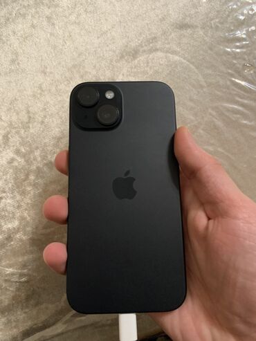 Apple iPhone: IPhone 15, 128 GB, Qara, Face ID — 2