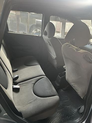 fit ge: Honda Fit: 2004 г., 1.3 л, Автомат, Бензин, Хэтчбэк — 4