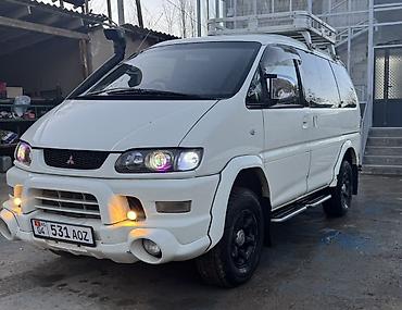 на гелика: Mitsubishi Space Gear: 2002 г., 3 л, Автомат, Минивэн — 5