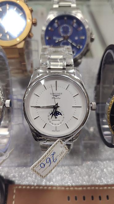 bakida saat: Longines Flagship avtomatik kişi qol saatı - Korpus və bilərzik — 1