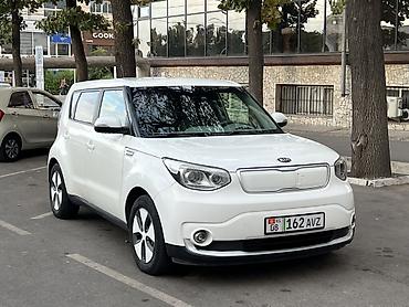 byd e9 1: Kia Soul EV: 2019 г., 0.4 л, Автомат, Электромобиль, Хэтчбэк — 2