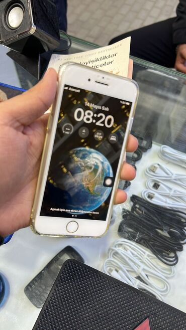 300 azn telefon: IPhone 8, 64 ГБ, Белый, Отпечаток пальца, Face ID, С документами