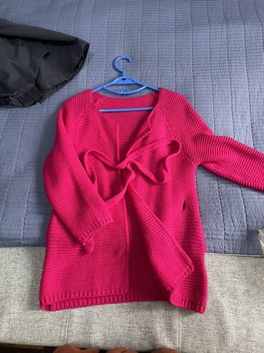 вязаный кардиган с капюшоном: Кардиган, Трикотаж, Вязаная модель