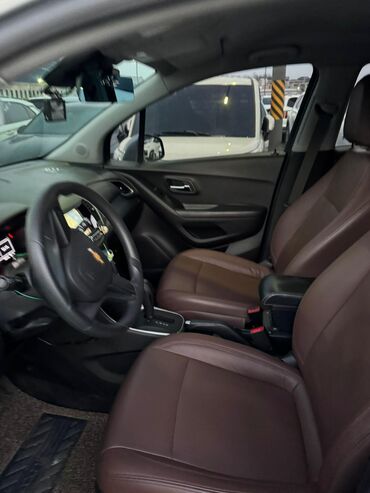 Chevrolet: Chevrolet : 2019 г., 1.6 л, Автомат, Дизель, Кроссовер — 8