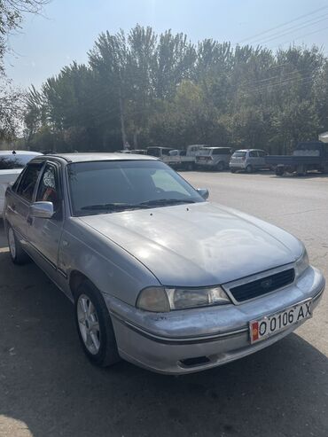 Daewoo: Daewoo Nexia: 1994 г., 1.5 л, Механика, Бензин, Седан