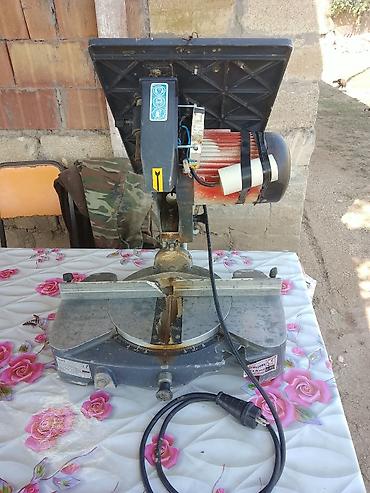 dəmir su cən: Elektrik kəsici dəzgah – kombinə olunmuş “mitre” və stolüstü dairəvi — 1