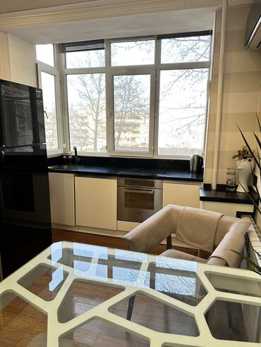 Yeni tikili: 3 otaqlı, Yeni tikili, m. Elmlər Akademiyası, 90 kv. m — 8