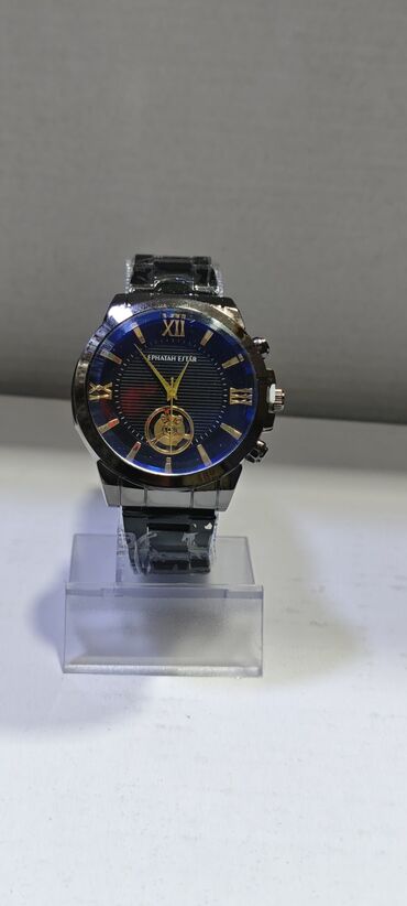 Qol saatları: Beyler üçün saat modelleri — 6