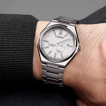 Ručni satovi: Citizen NJ0180-80A Super Titanium Automatik - 40 mm - Bela Potpuno — 12