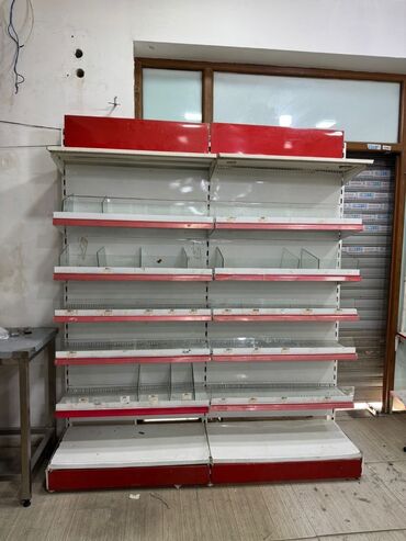 vitrin mallari: Standart olculu vitrin.normal veziyyetdedir. 499 Azn elave olaraq