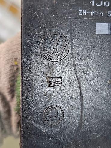 битл: Блок комфорта Volkswagen Passat B5 / Golf 4 / Bora / Beetle / Skoda — 4