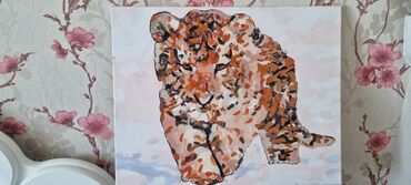 Картины: Продаю готовую картину 30 на 40см (мозайка) и картину красками на — 5