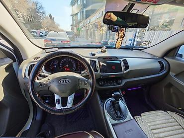 kia 2011: Kia Sportage: 2 l | 2011 il Ofrouder/SUV — 8