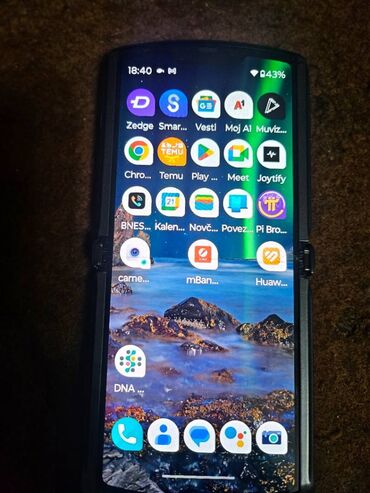 Motorola: Motorola Razr 2023, 256 GB, bоја - Crna, Otisak prsta, Bežični punjač, Dual SIM — 5