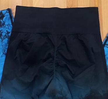 Helanke, biciklistički šortsevi: Ženske helanke sa visokim strukom u crno-plavoj tie-dye boji. Helanke — 13