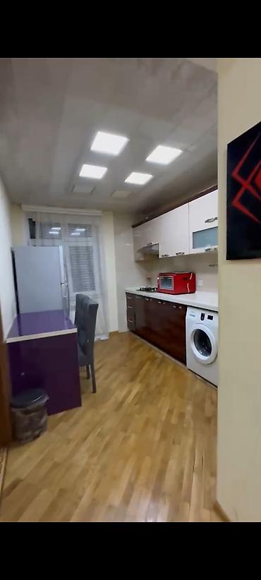 evler bine: Nərimanov metrosuna piyada 10 dəqiqə məsafədə yerləşən 4 otaqlı ev — 4