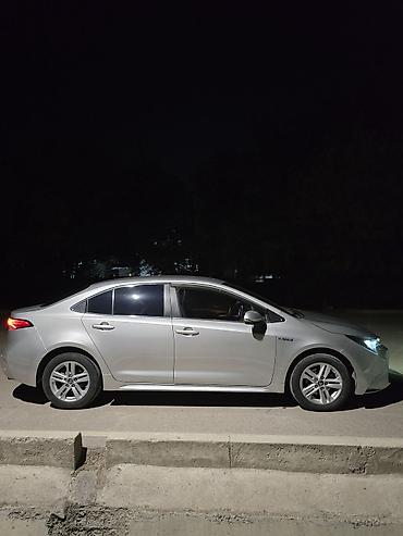 Унаа сатуу: Toyota Corolla: 2020 г., Гибрид, Седан — 4