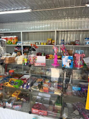 продуктовый магазин в аренду бишкек: Сдаю Магазин, Отдельностоящий магазин, 40 м² Действующий, С оборудованием, С ремонтом, Вода, Канализация, 1 линия