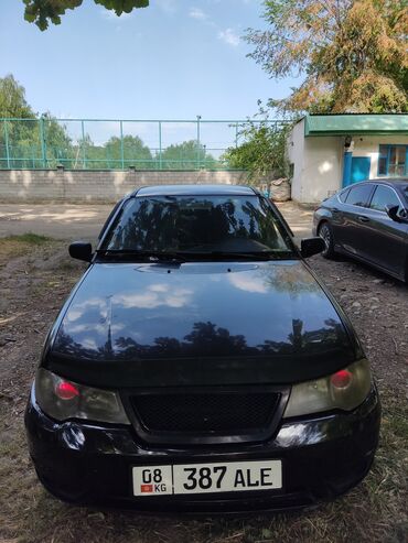 Daewoo: Daewoo Nexia: 2010 г., 1.6 л, Механика, Бензин, Седан