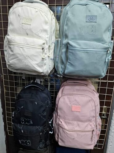 Sportske torbe i rančevi: Školske torbe ima nove modele samo 2300 din veličine 46x37 — 2