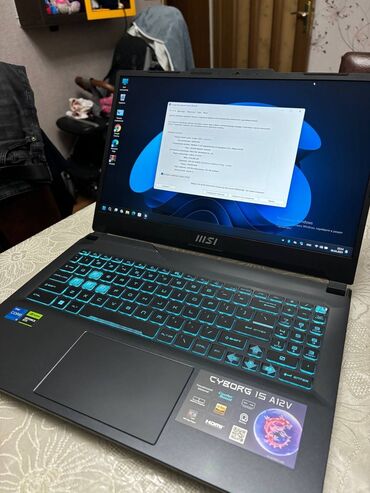 MSI: Yeni MSI, 15.6 ", Intel Core i5, 512 GB, Ünvandan götürmə, Pulsuz çatdırılma, Ödənişli çatdırılma