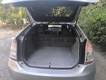 лабовой: Toyota Prius: 2011 г., 1.8 л, Вариатор, Гибрид, Хэтчбэк — 5