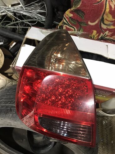 Стоп-сигналы: Задний левый стоп-сигнал Honda