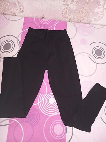 Şalvarlar: Qadın idman legginsi – qara rəng - Model: yüksək belli, dar kəsim - — 1