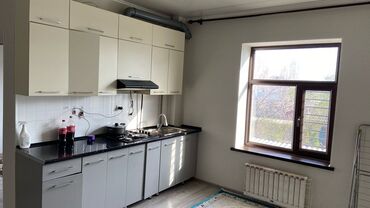 квартира студия 20 кв м: 2 комнаты, 34 м², 2 этаж, Косметический ремонт