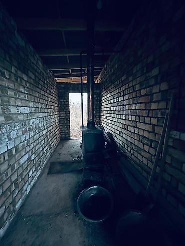 Продажа коттеджей и домов: Очень срочно продается одноэтажный закошенный кирпичный дом с at lalafo.kg — 10 Продажа коттеджей и домов: Очень срочно продается одноэтажный закошенный кирпичный дом с — 10