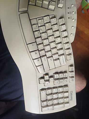 samolepljiva alkantara: Stara retro Chicony KB-9938 tastatura vintage. Ispravna,samo na — 7